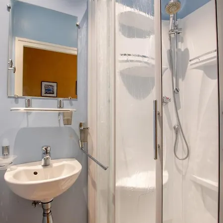 Holiday home Charmante Maison Des Annees 70 Revisitee Les Sables-d'Olonne